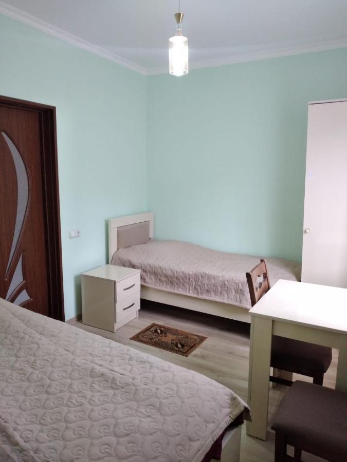 Nunu'S Guesthouse Цхалтубо Экстерьер фото