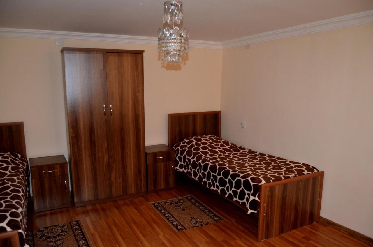 Nunu'S Guesthouse Цхалтубо Экстерьер фото